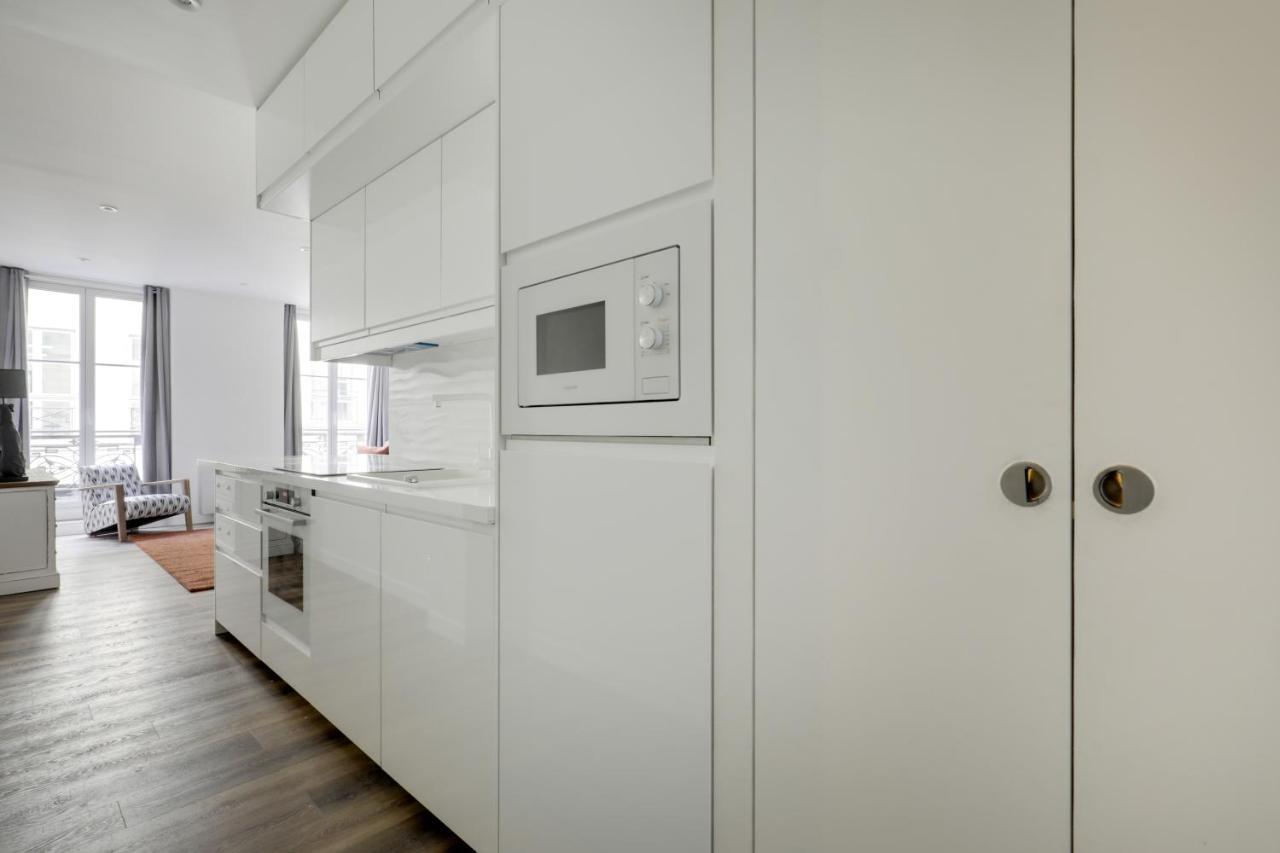 Ac 4P Apt - Louvres Place Vendome Paris Center By Weekome Bagian luar foto